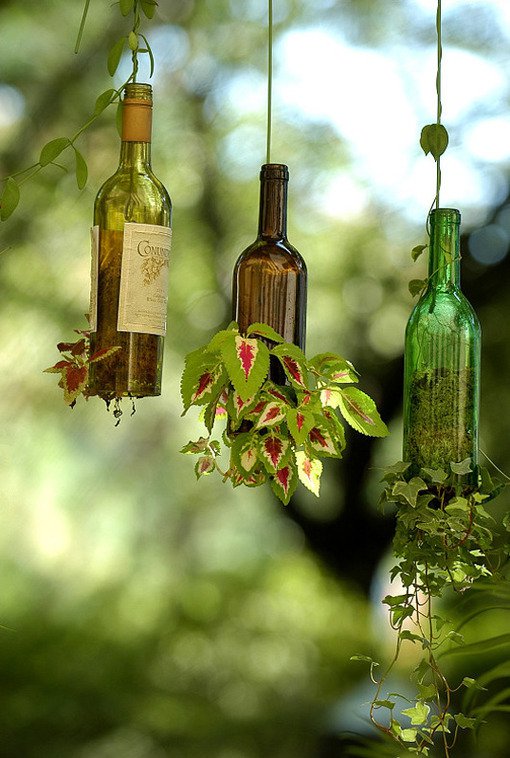 glass-bottle-hanging-garden