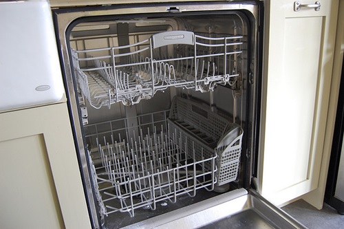 How-to-Clean-and-Maintain-your-Dishwasher-14