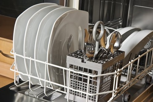How-to-Clean-and-Maintain-your-Dishwasher-4
