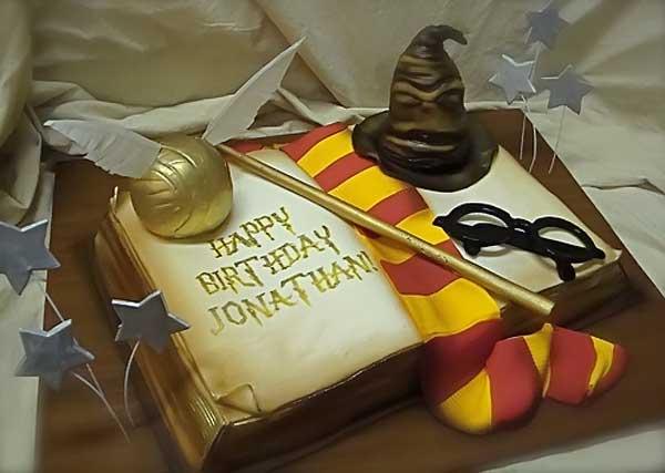 23 Des Plus Beaux Gateaux Harry Potter Objets De Decoration